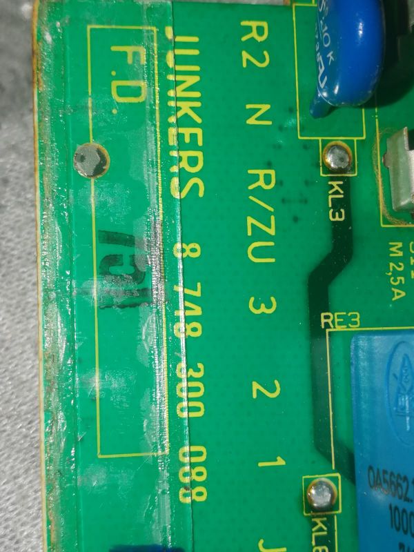 Scheda caldaio elettronica  Junkers