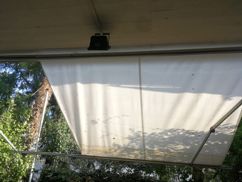 Tenda da sole a bracci 