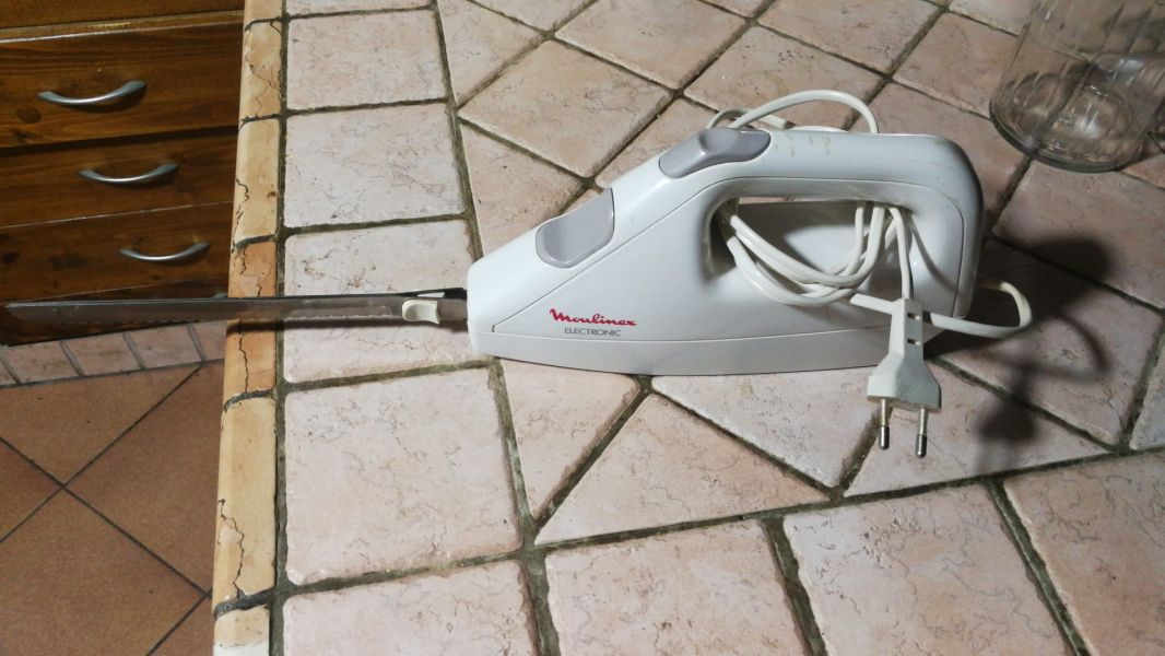 Coltello Elettrico 