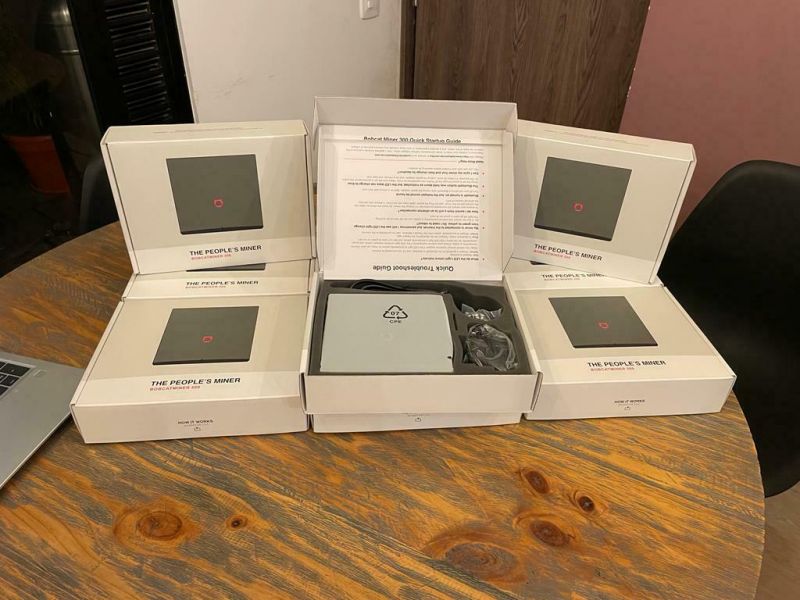  Bobcat Miner 300 Helium Hotspot for HNT = 550 EUR, Bitmain AntMiner S19 Pro 110Th/s BTC BCH Miner 