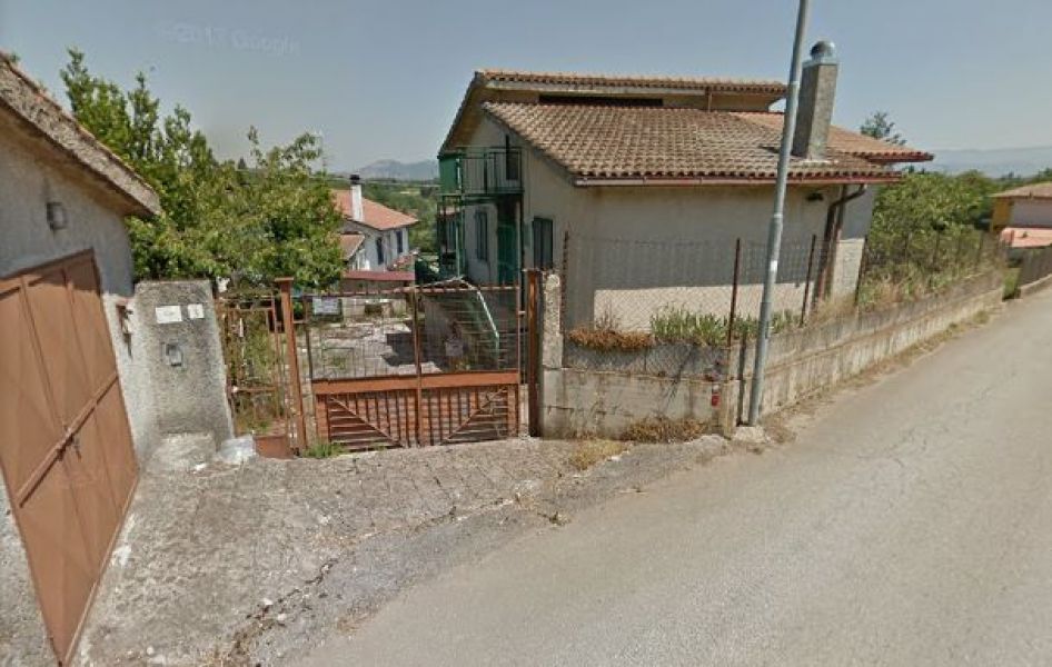 Valmontone Via Colle Ciciliano  Casa singola indipendente a 2 minuti casello autostrada A1