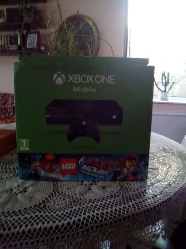 Xbox one 500gb go con lego movie videogame