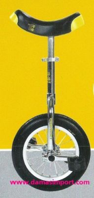 Monociclo, uniciclo, unicycle, monoruota biciclette ad una ruota e speciali giraffa muni ruota estre