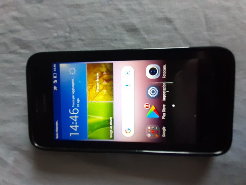 Cellulare  Huawei mod.Y560