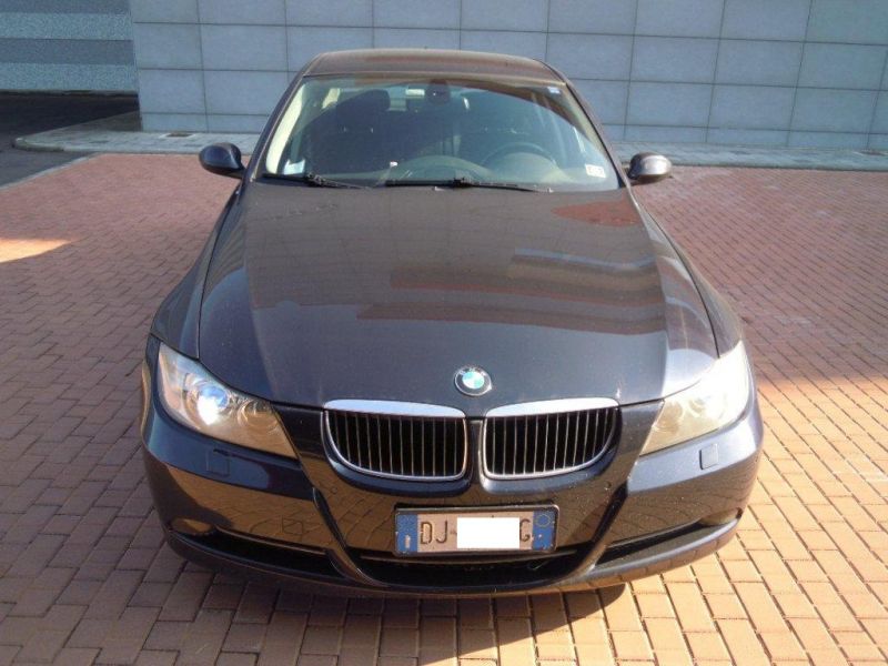 BMW 330 XD CAMBIO AUT E NAVI