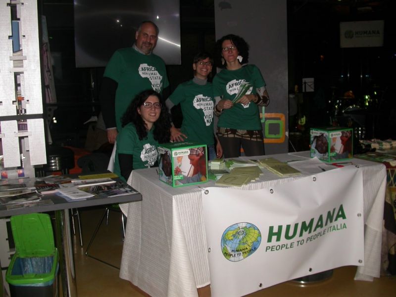 Diventa anche tu un volontario di HUMANA! L'Africa non  mai stata cos vicina!