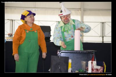 FESTE DI  COMPLEANNO BIMBI E MATRIMONI con Roberto il clown