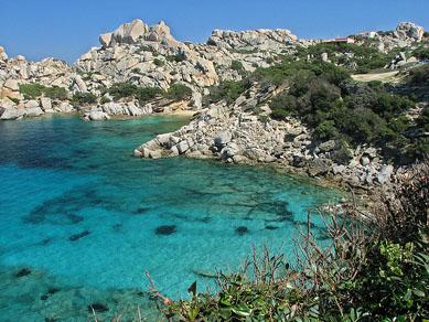 Privato affitta in Sardegna appartamenti per vacanze vicino al mare
