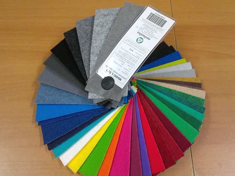 IKAYAS 60 Cerchi Per Tappeto Classe – 10,2 Cm, Rimovibili E Lavabili, Colorati (Rosso/Verde/Blu/Viola) Con Borsa