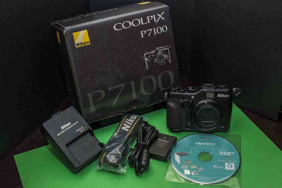 Vendo Fotocamera digitale Nikon Coolpix P7100