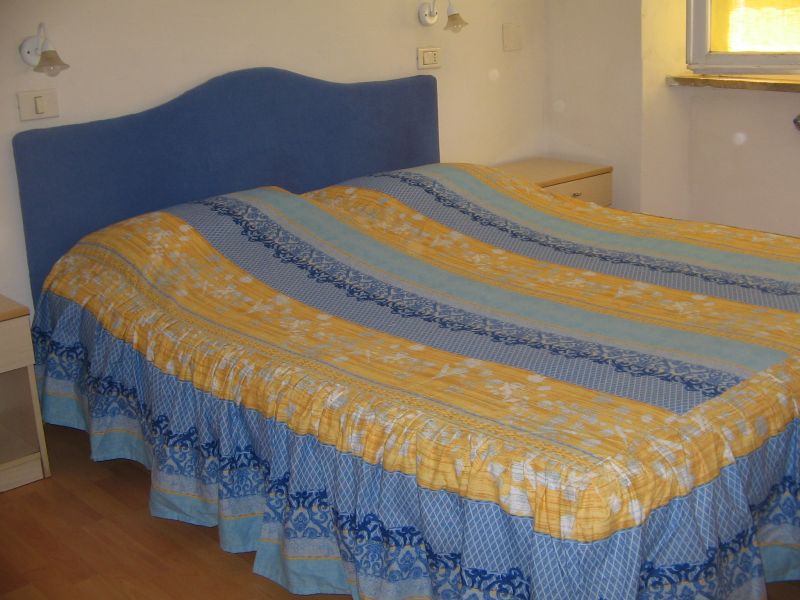 San.Vincenzo trilocolale giardino,veranda 80mt dal mare