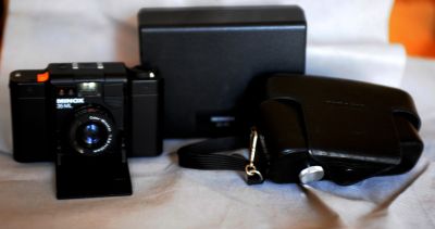 Fotocamera 4x5 analogica
