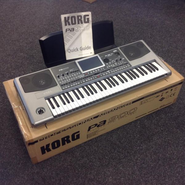 Tastiera Korg PA900