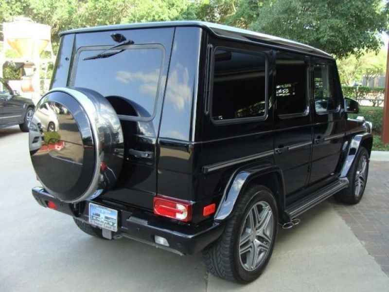 Selling my 2014 Mercedes-Benz G63 AMG very neatly used 