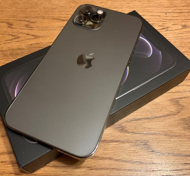 Apple iPhone 12 Pro 128GB per 550 , iPhone 12 64GB per 430, iPhone 12 Pro Max 128GB per 600EUR