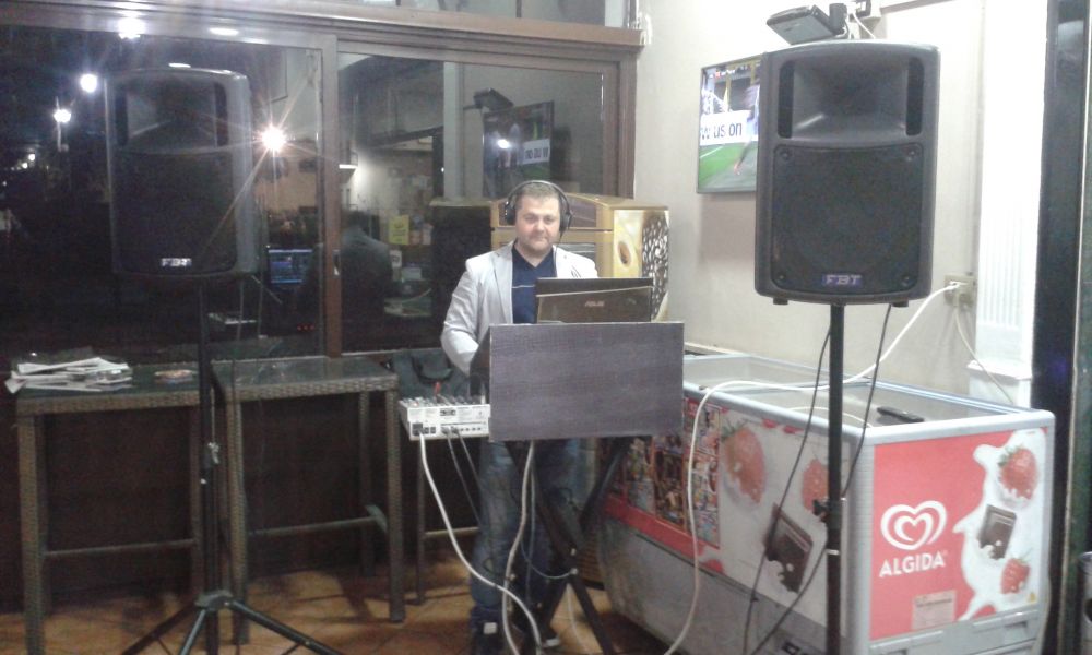 Dj per cerimonie in genere 18 anno manifestazione sfliate ecc..