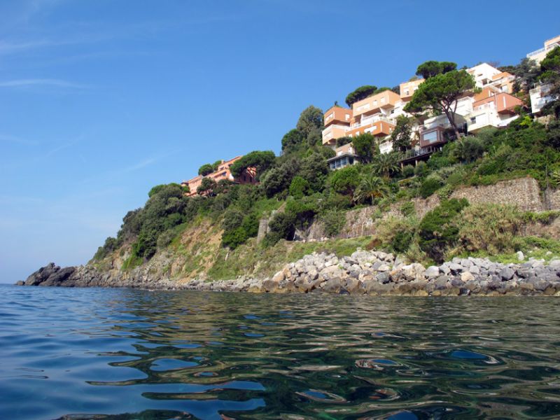 Arenzano Pineta Indipendente 100mq,fronte mare, solarium, postauto