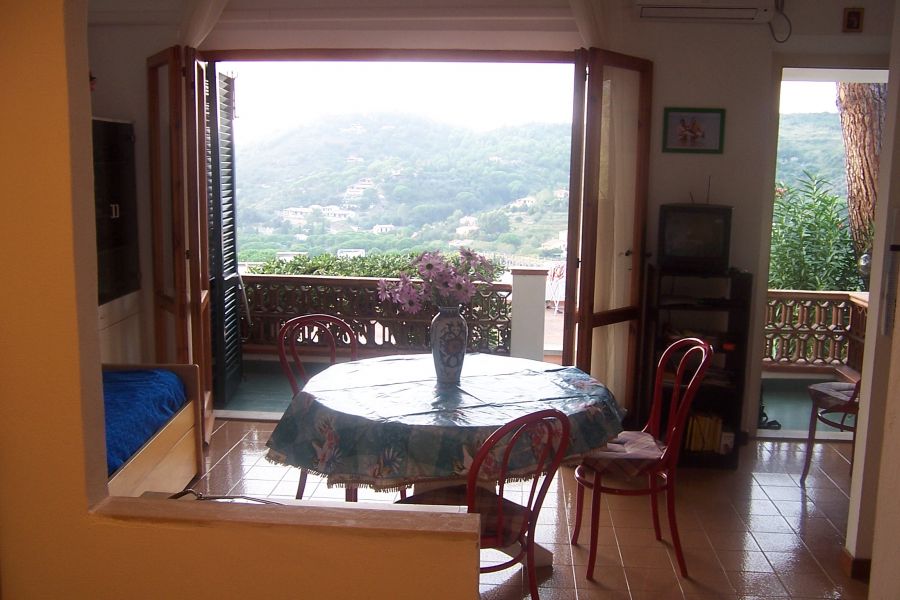 FERRAGOSTO ISOLA D'ELBA:BilocaleVistaMare